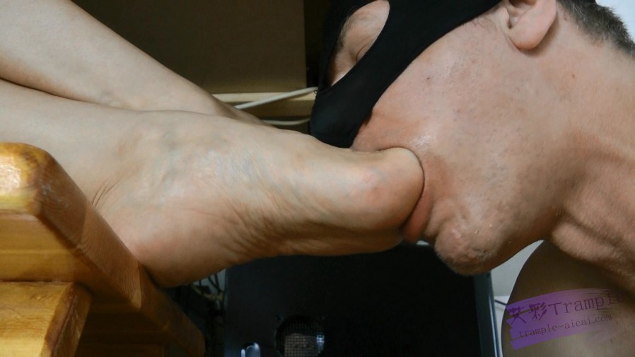 223015mkjkgj1qm77lyqnn.jpg