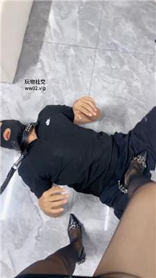 051944lcdwe7dfbuzmyyuf.jpg