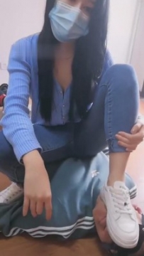 2846【蕾拉S】又酸又臭的白袜子全身踩踏